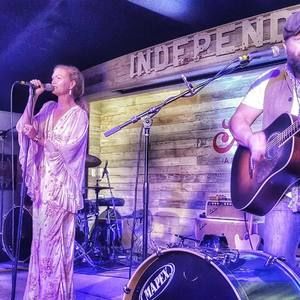 Meet your Posher, Amie